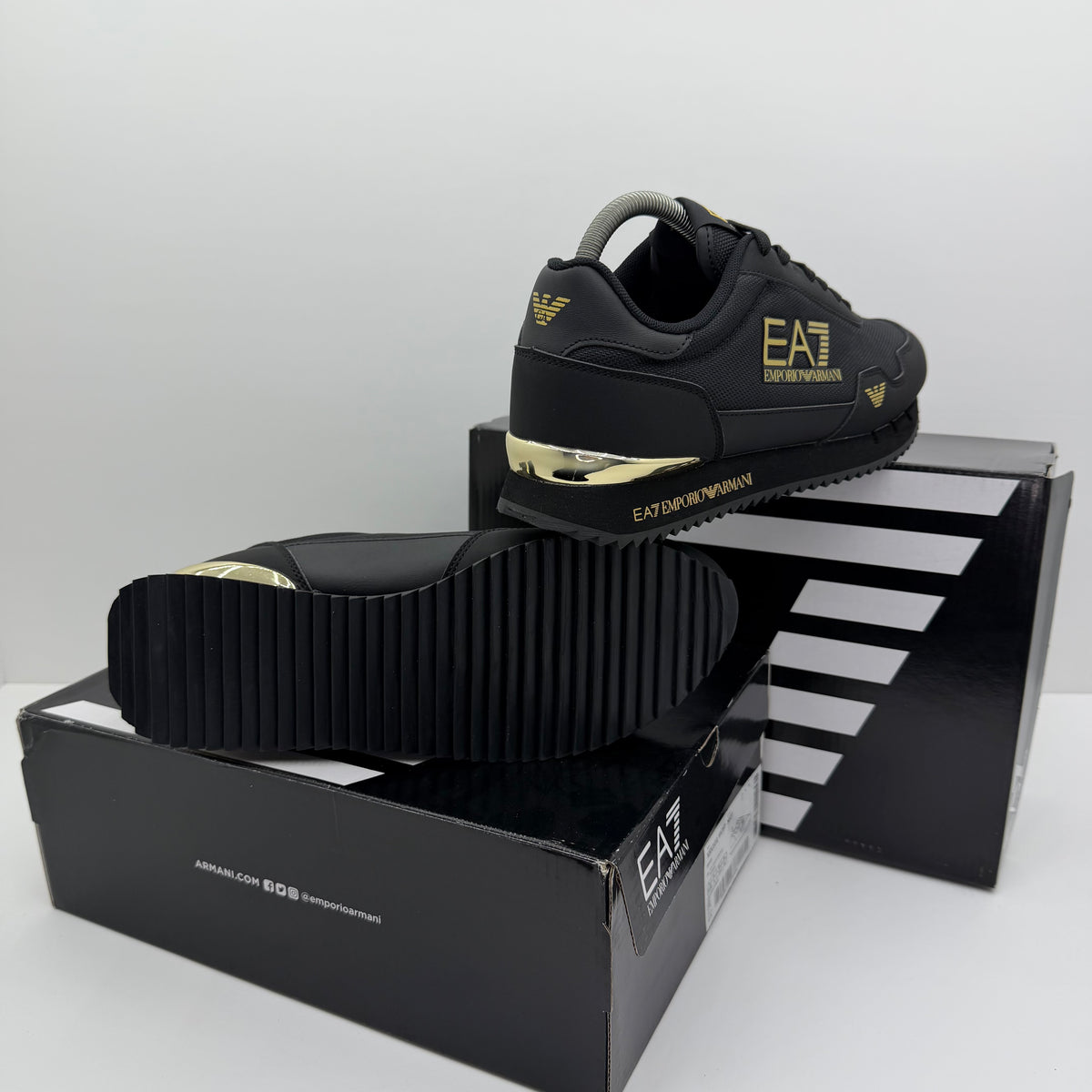 EMPORIO ARMANI EA7 2026⚫️💛