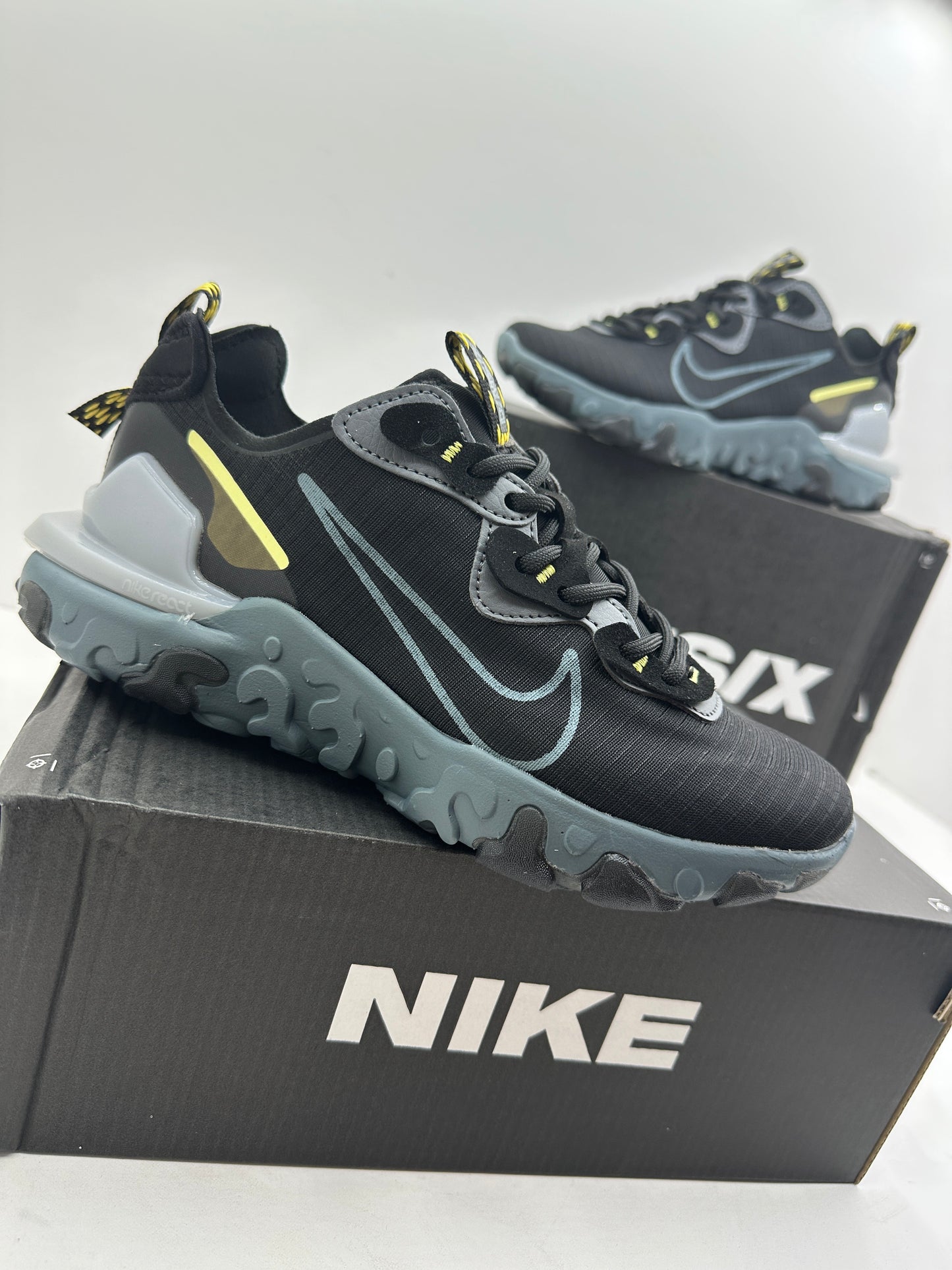 NIKE REACT VISION MX 2026