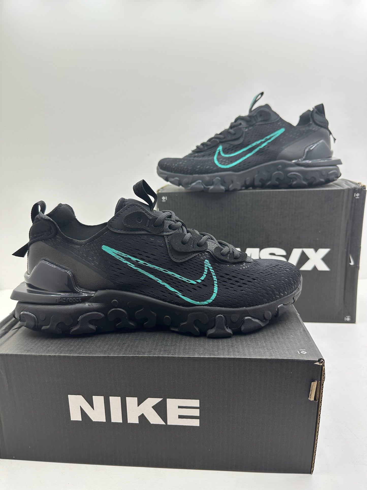 NIKE REACT VISION MX 2026