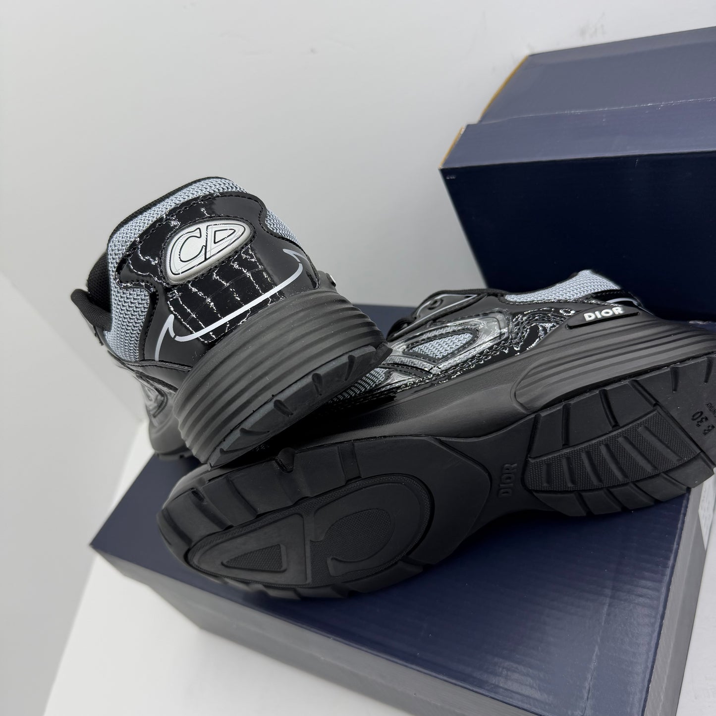 DIOR B30 MODELO ESPECIAL