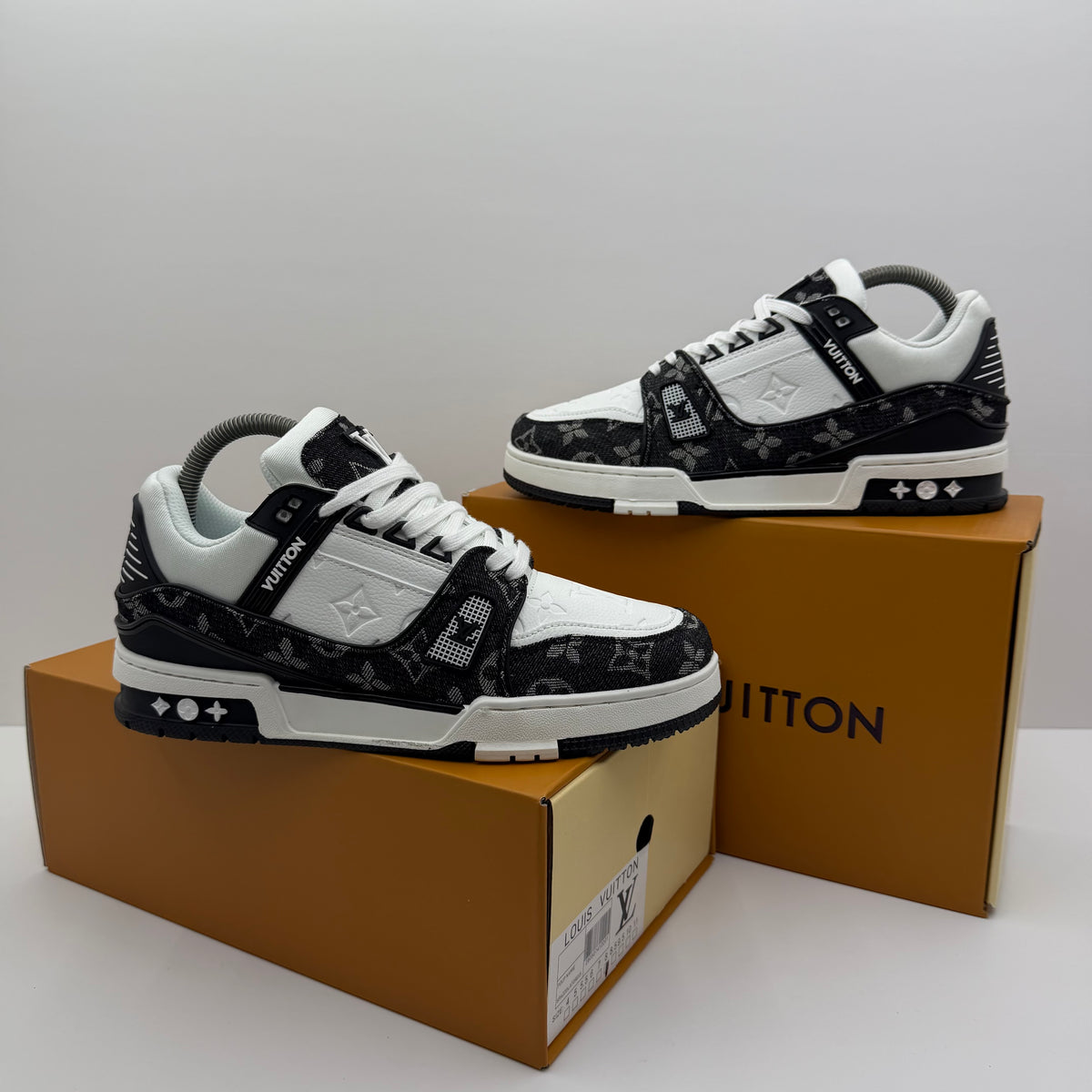 LV TRAINER BLACK/WHITE ⚫️⚪️
