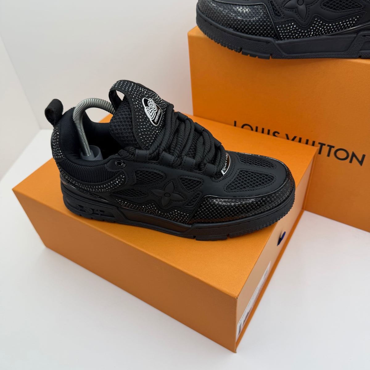 LOUIS VUITTON SKATE SWAROVSKI BLACK ⚫️
