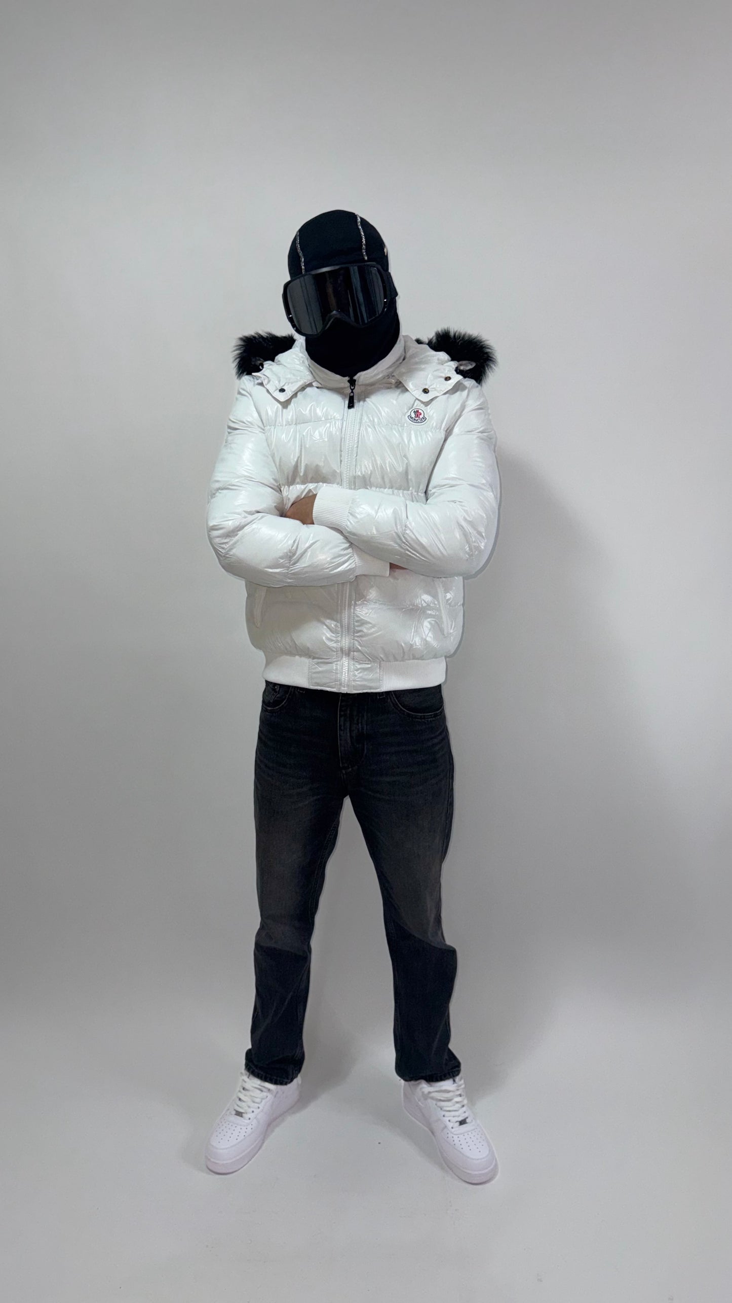 MONCLER JACKET WHITE⚪️💣