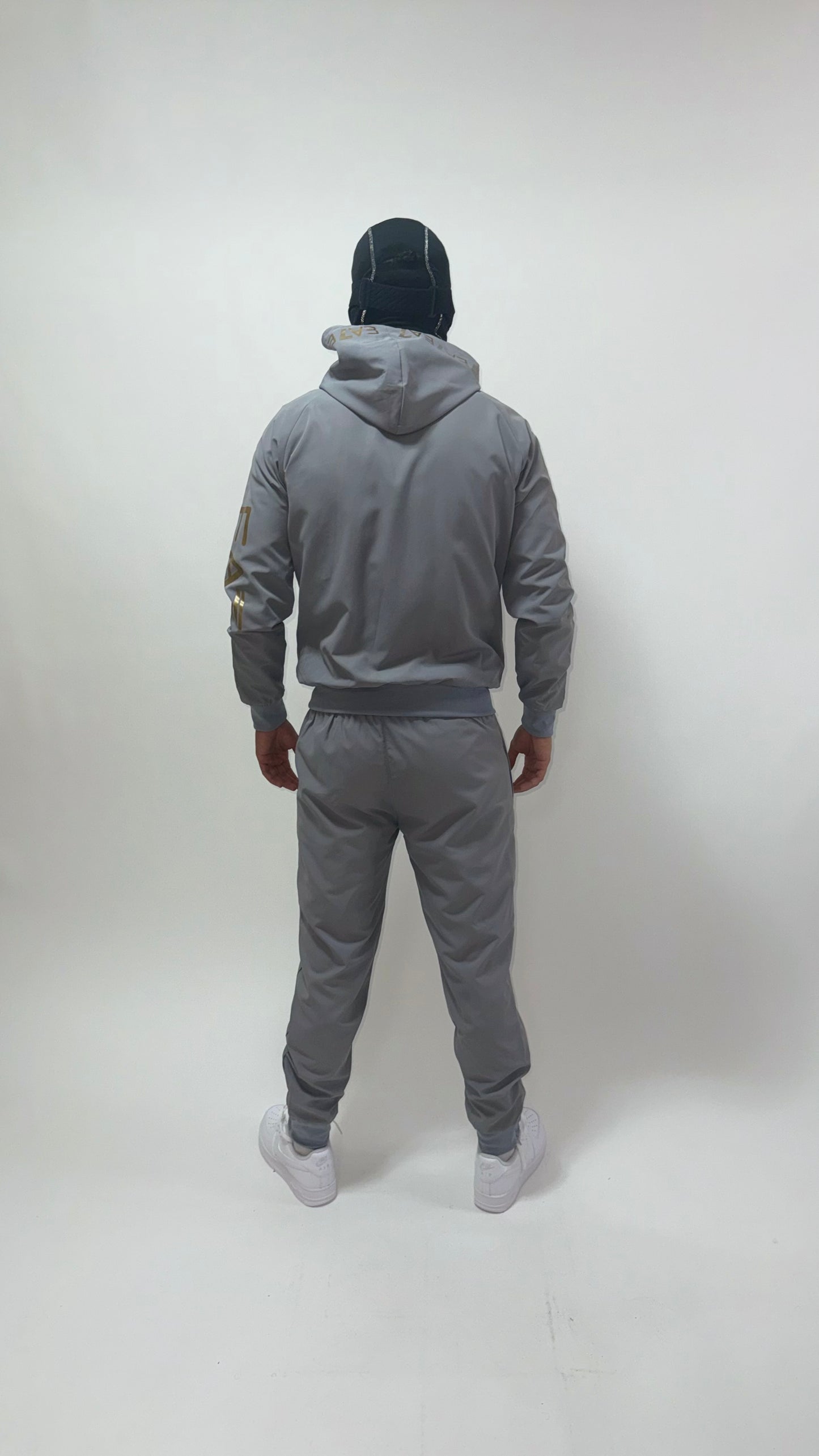 CHANDAL EA7 GREY/GOLD▫️🏆