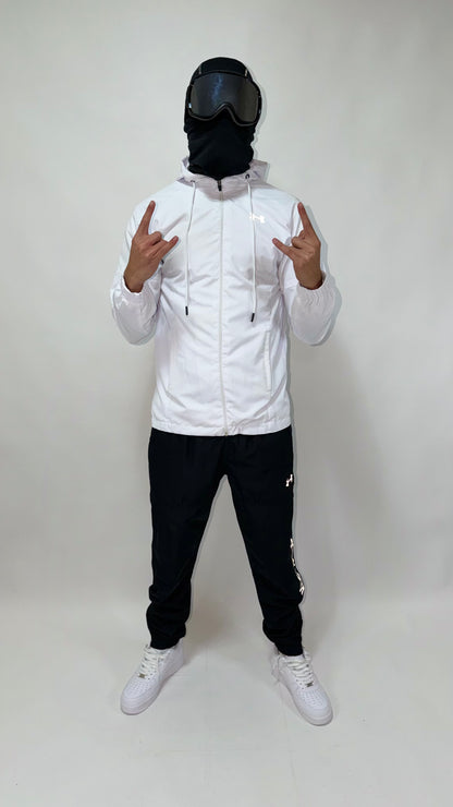 UNDER ARMOUR BLACK/WHITE 2