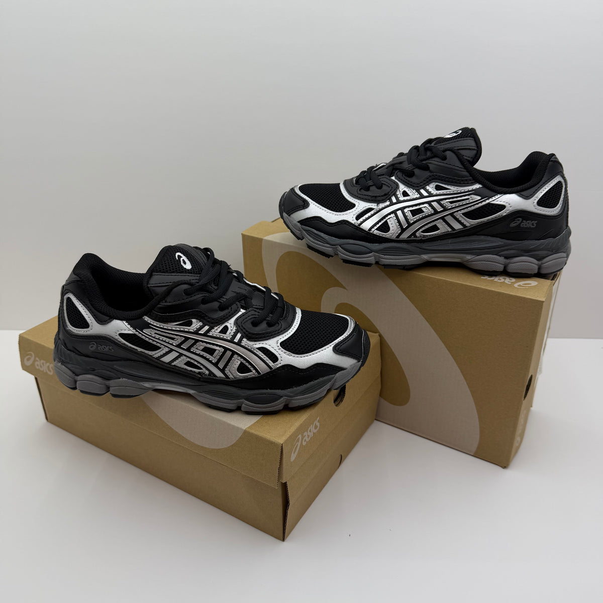 ASICS GEL NYC 2026