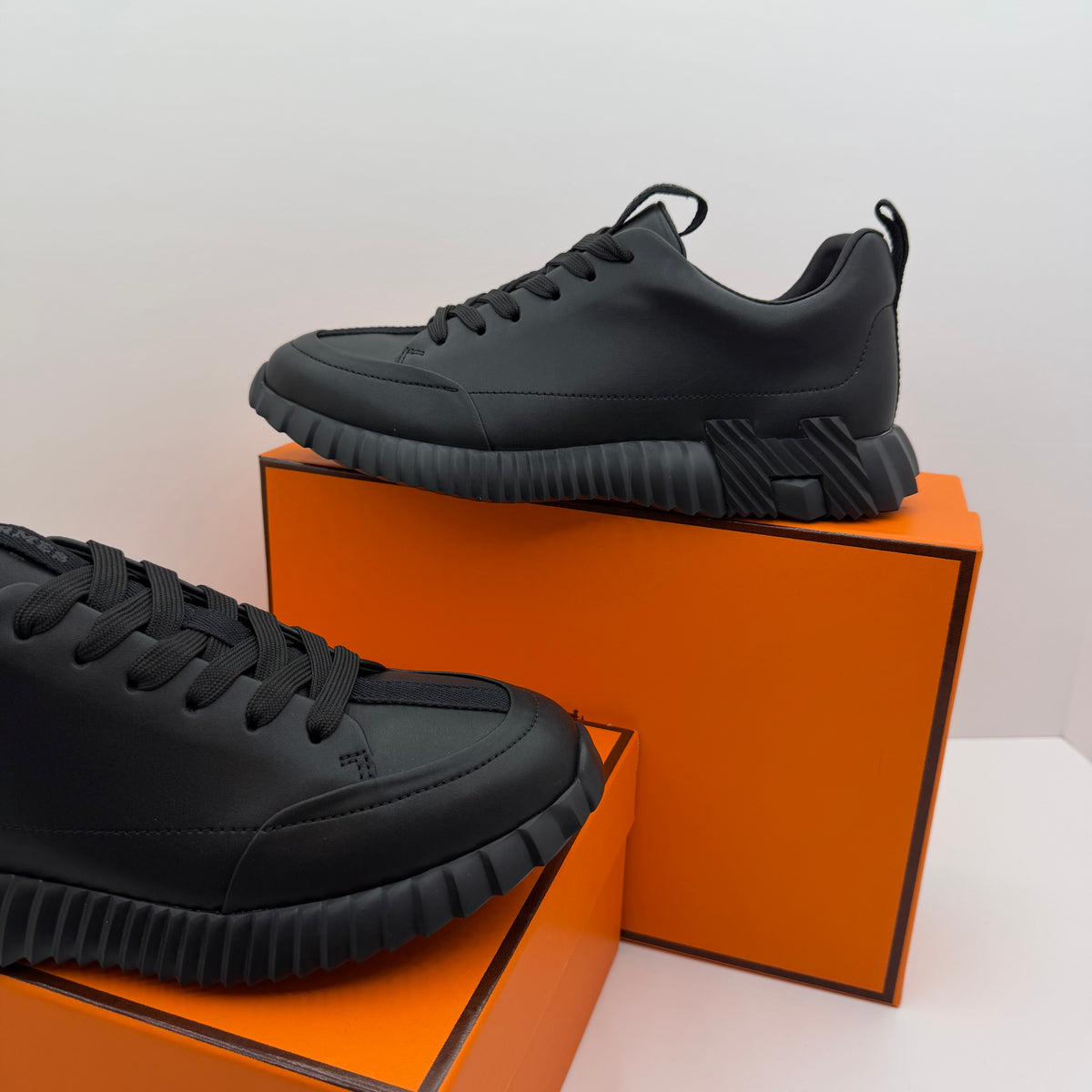 SNEAKER HERMES PRETO | MÁXIMA QUALIDADE 2026 ⚫️