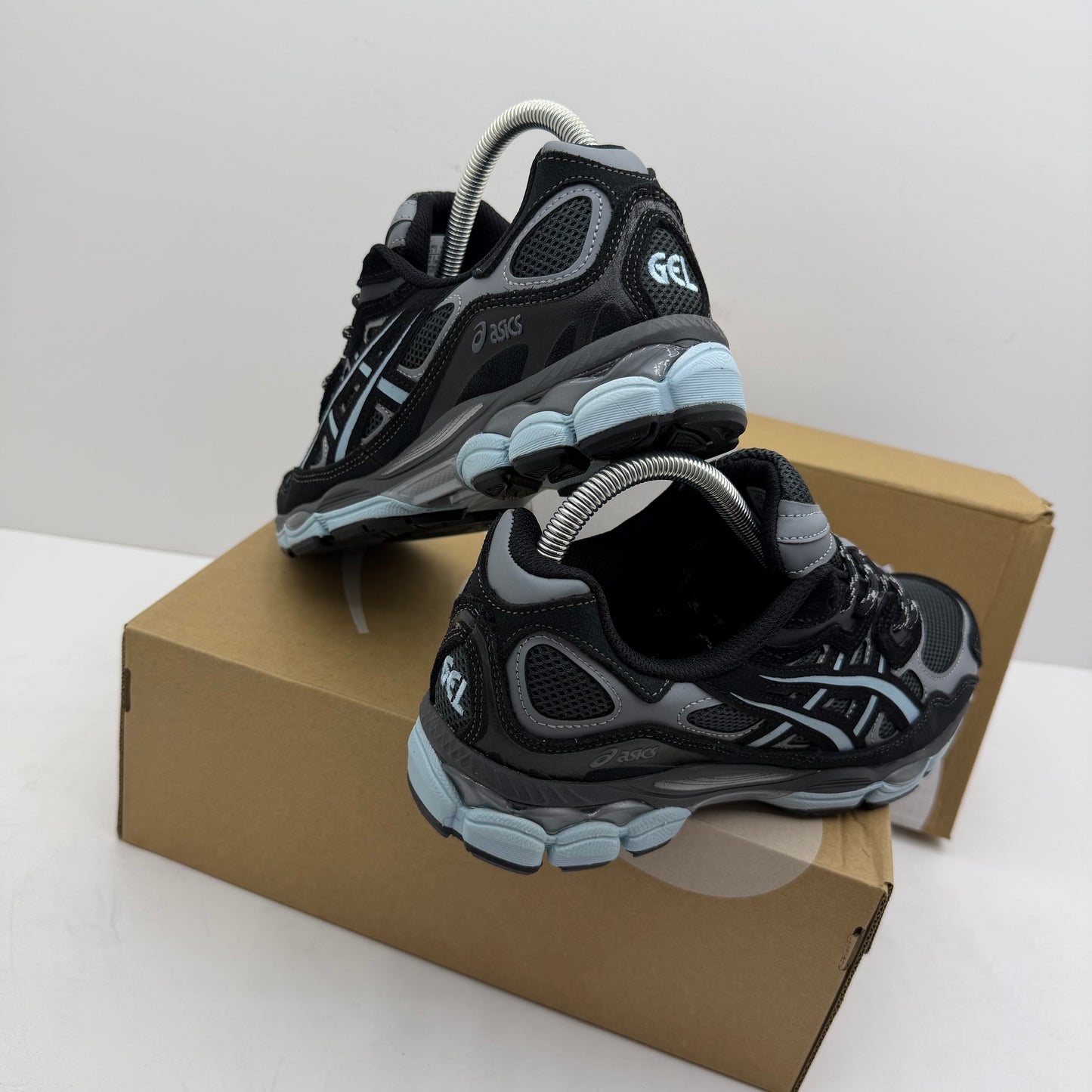 ASICS QUANTUM GEL 2026