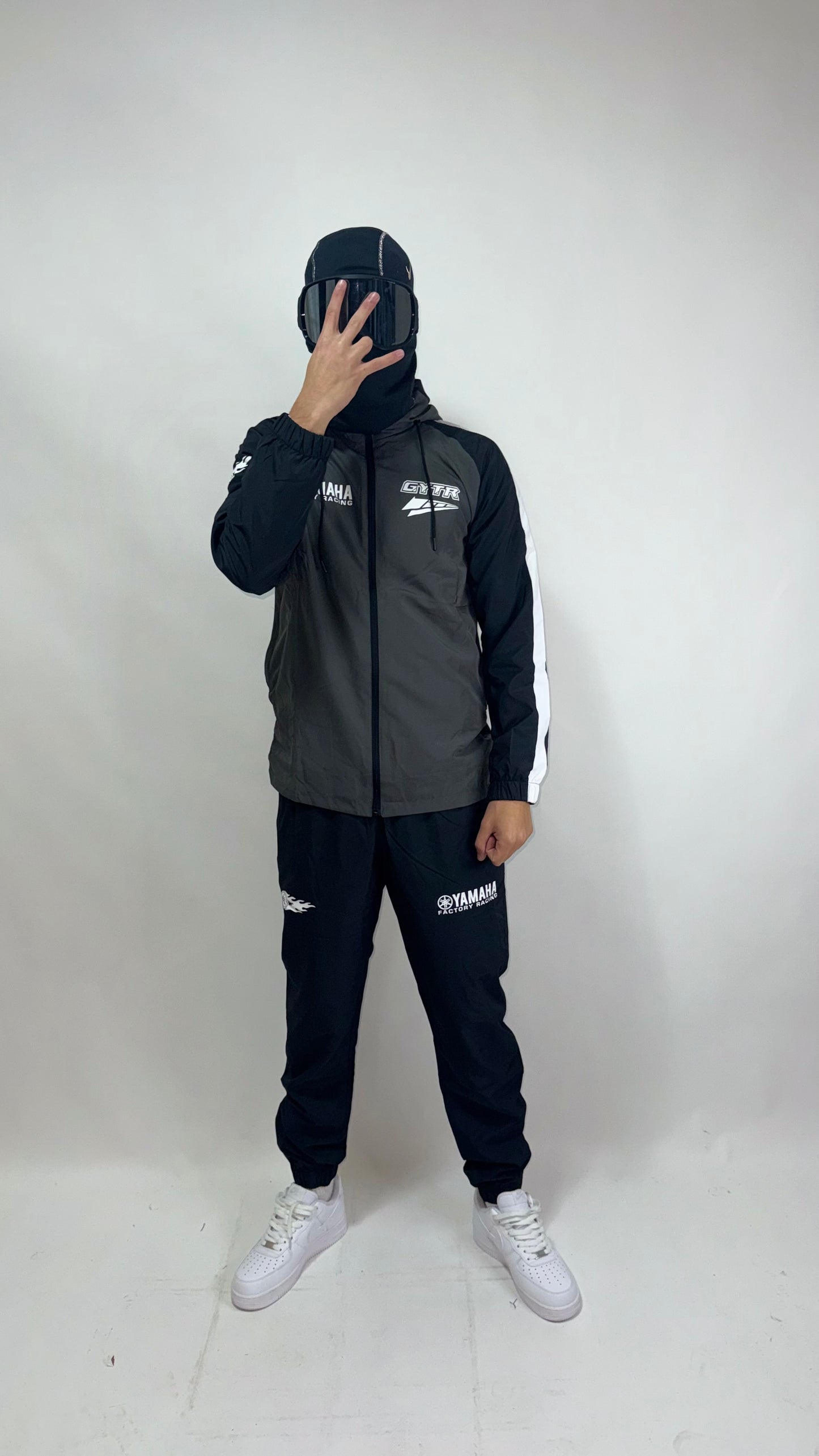 CHANDAL YAMAHA BLACK/GREY🔥🤯