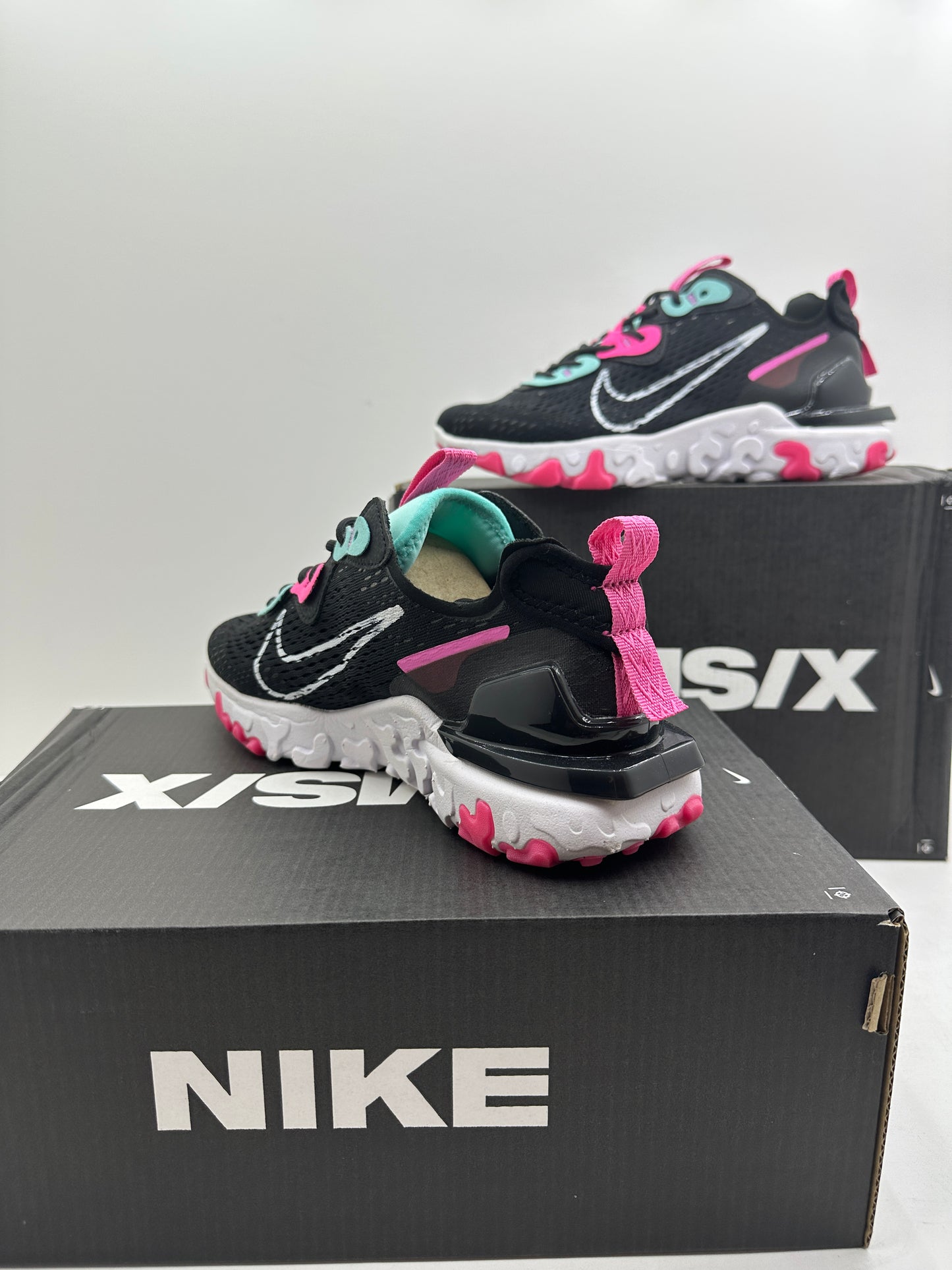 NIKE REACT VISION MX 2026
