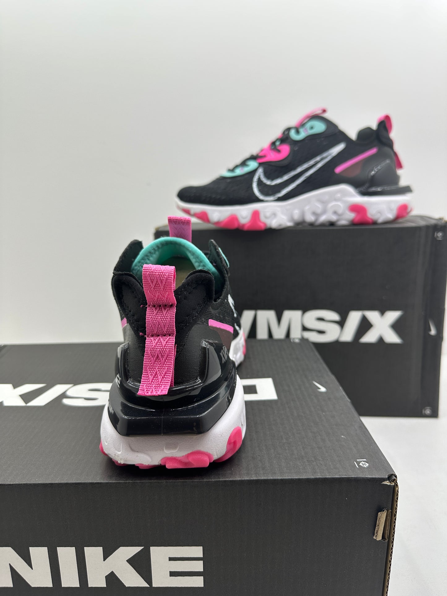 NIKE REACT VISION MX 2026