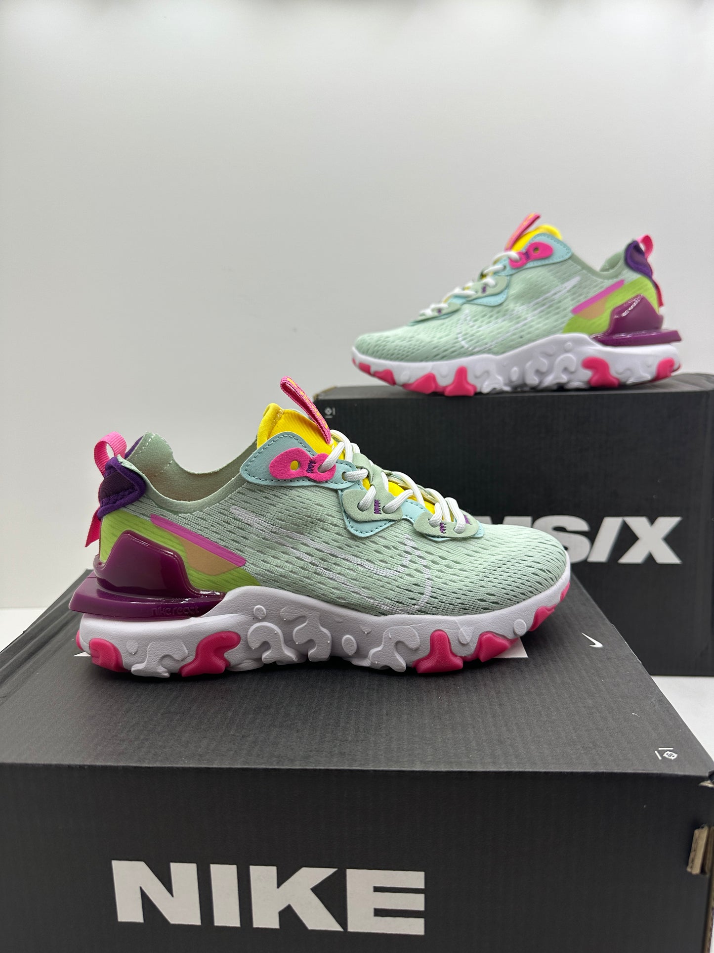 NIKE REACT VISION MX 2026
