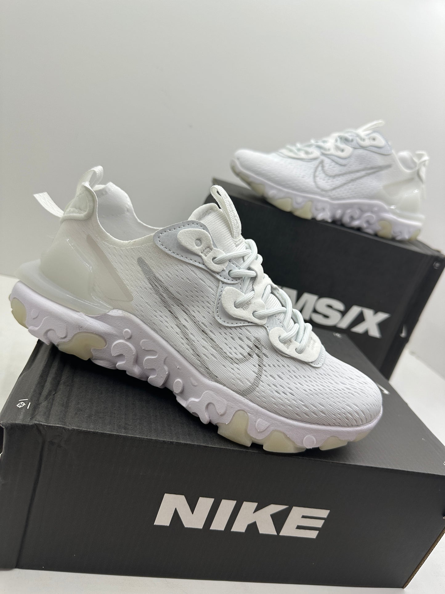 NIKE REACT VISION MX 2026