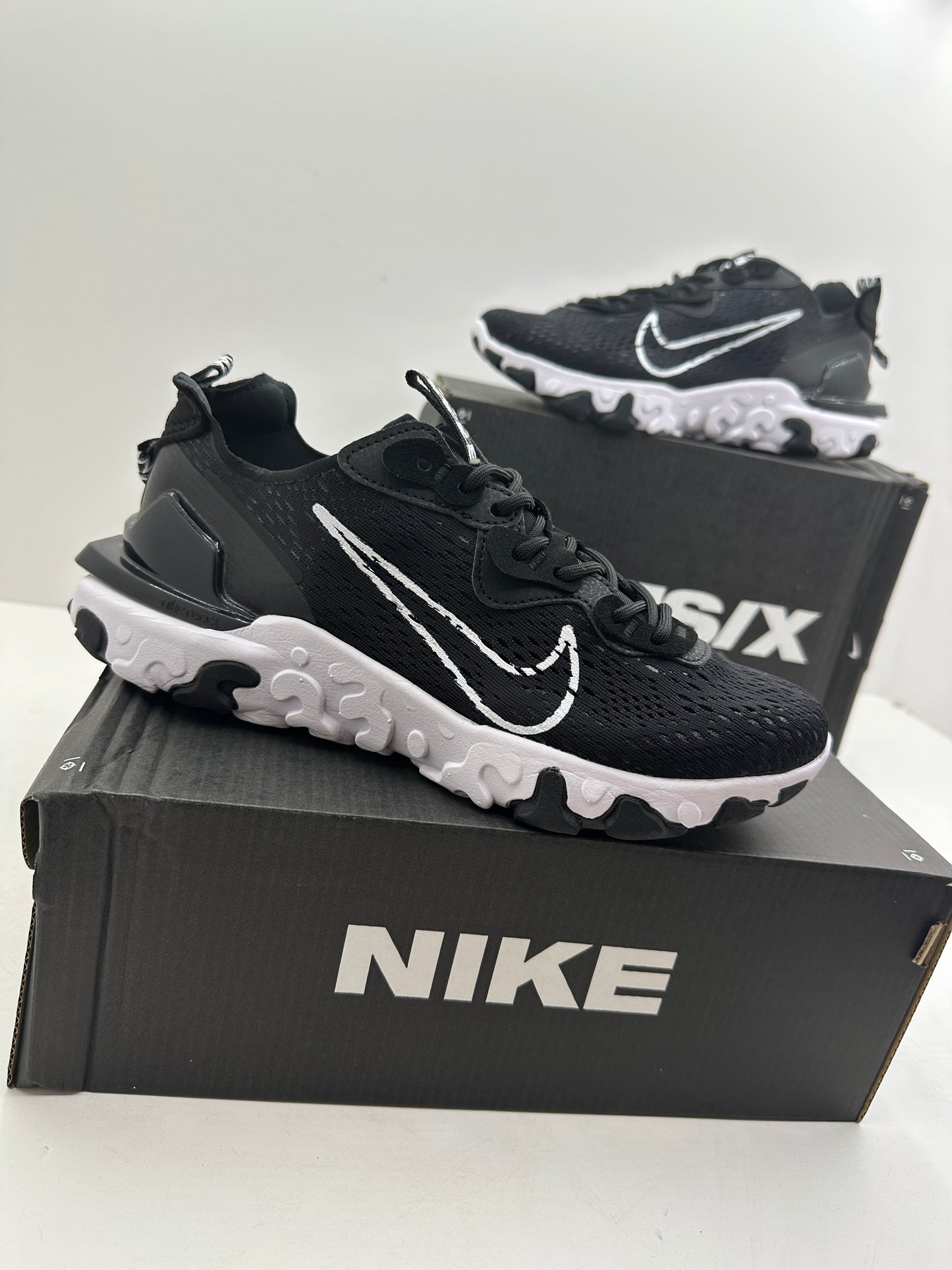 NIKE REACT VISION MX 2026