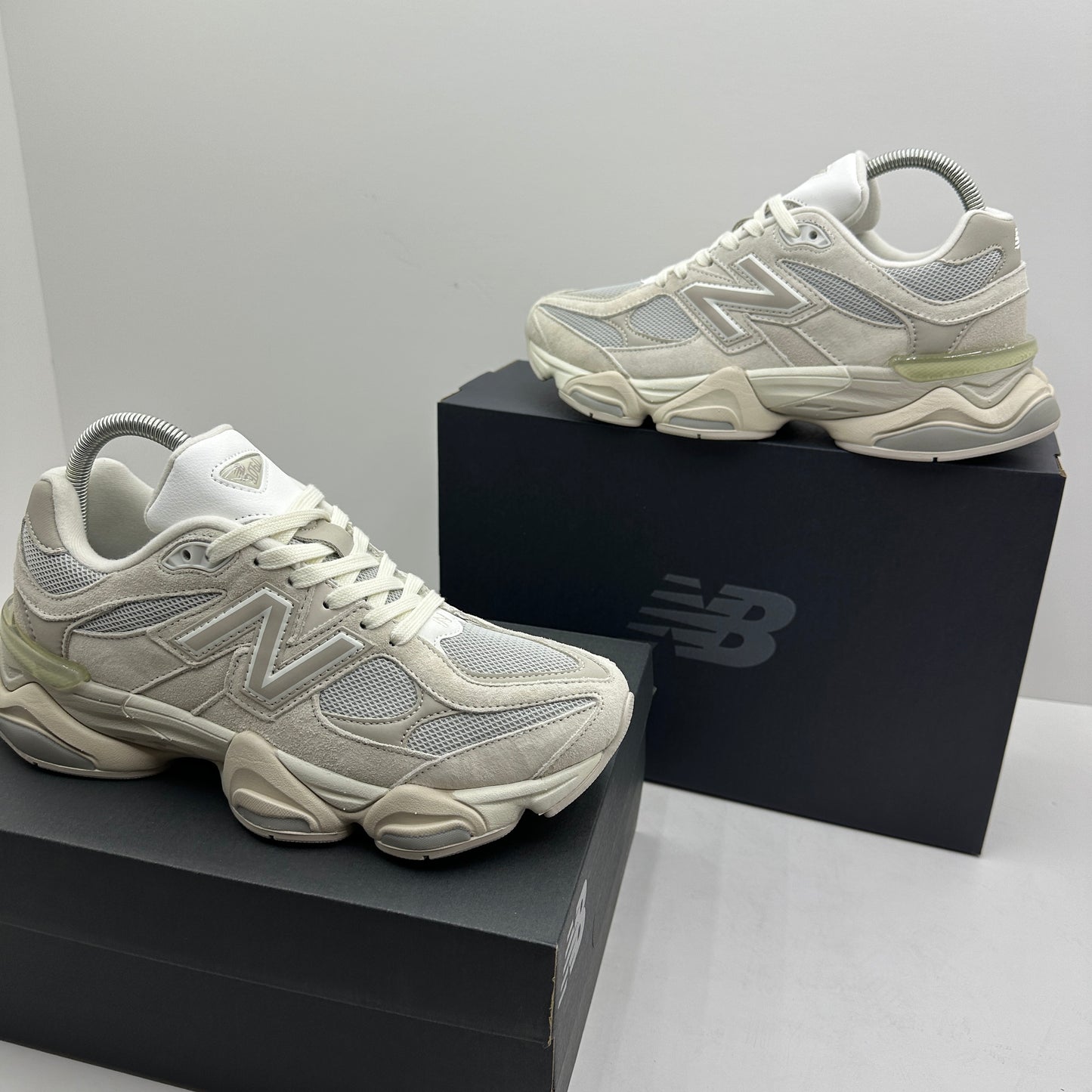 NEW BALANCE 9060