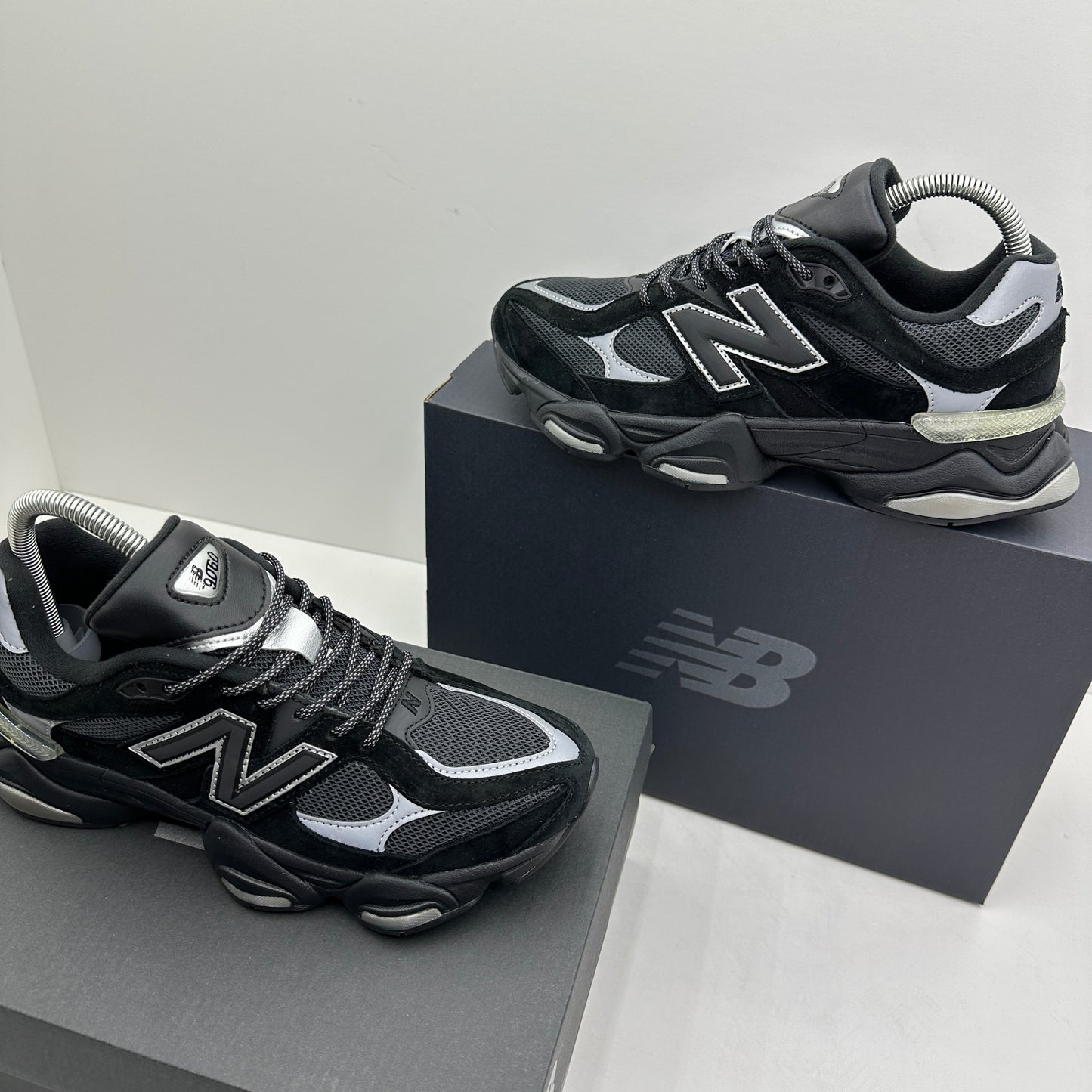 NEW BALANCE 9060