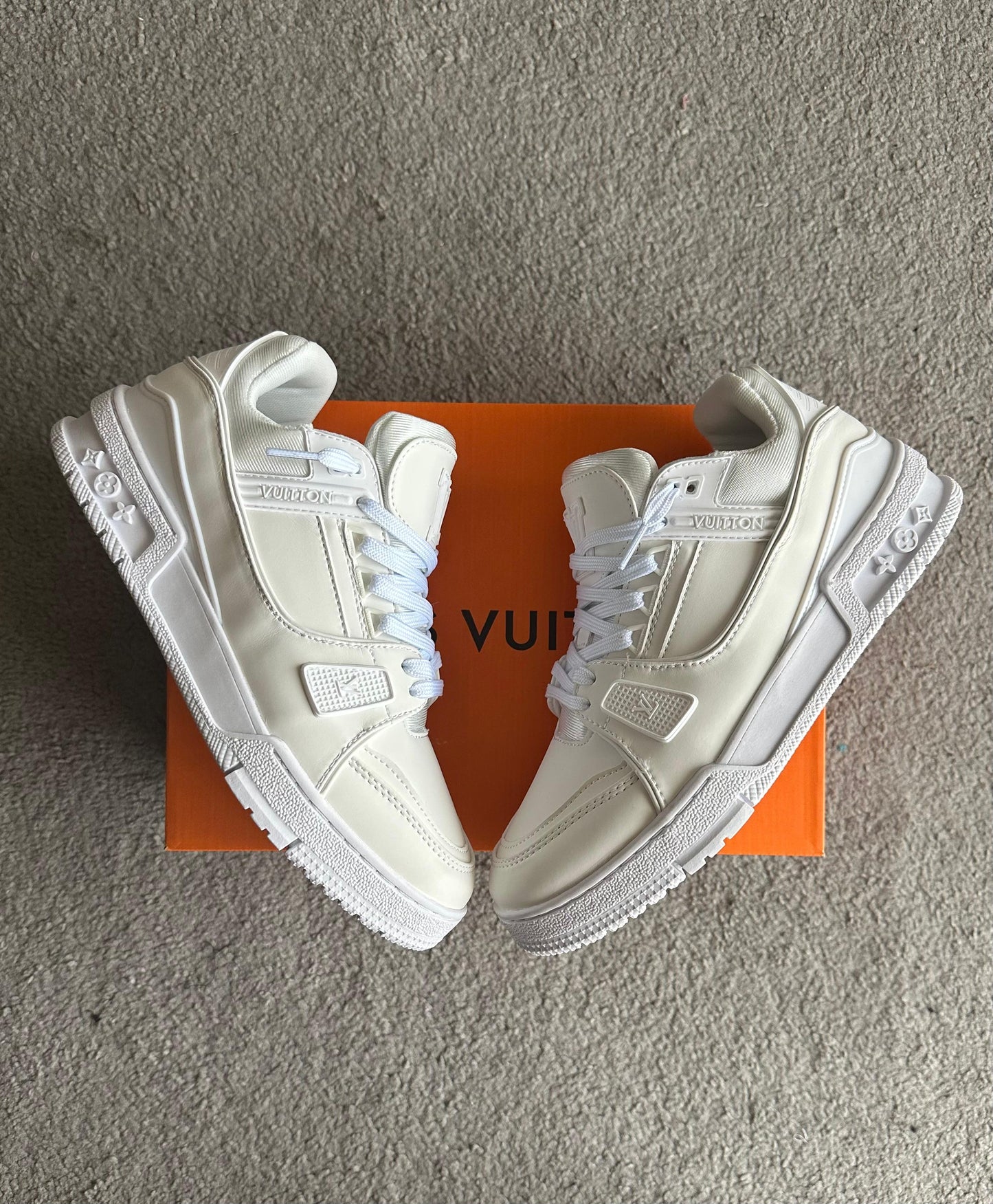LOUIS VUITTON TRAINER WHITE⚪️