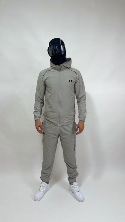 CHANDAL UNDER ARMOUR GREY🌑