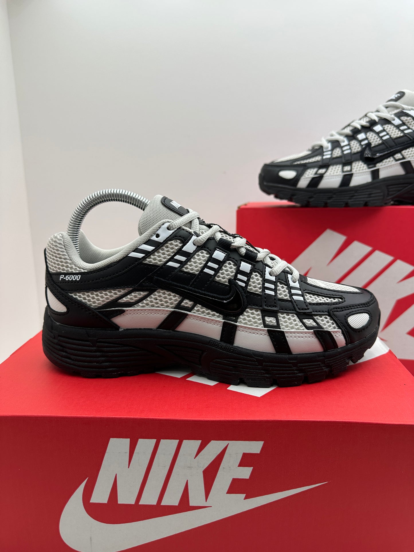 NIKE P-6000 GREY/BLACK 🩶 🖤