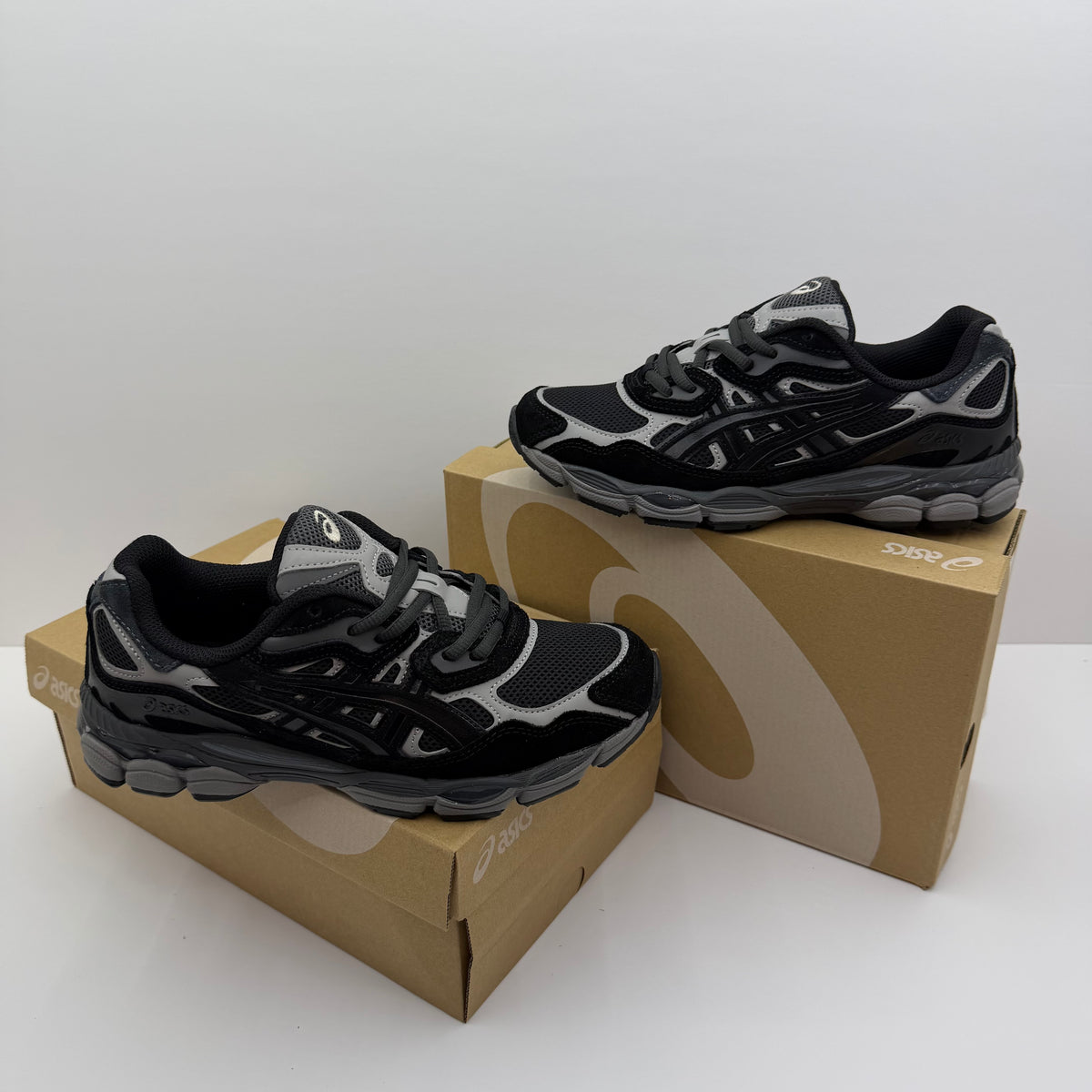 ASICS GEL NYC 2026