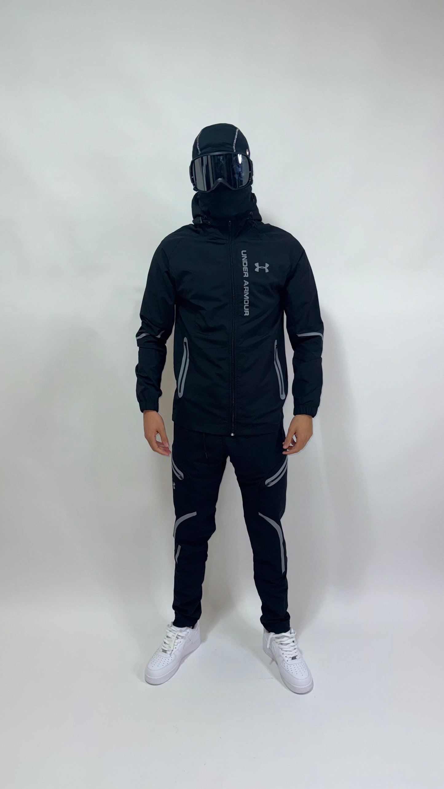 CHANDAL UNDER ARMOUR NEW BLACK
