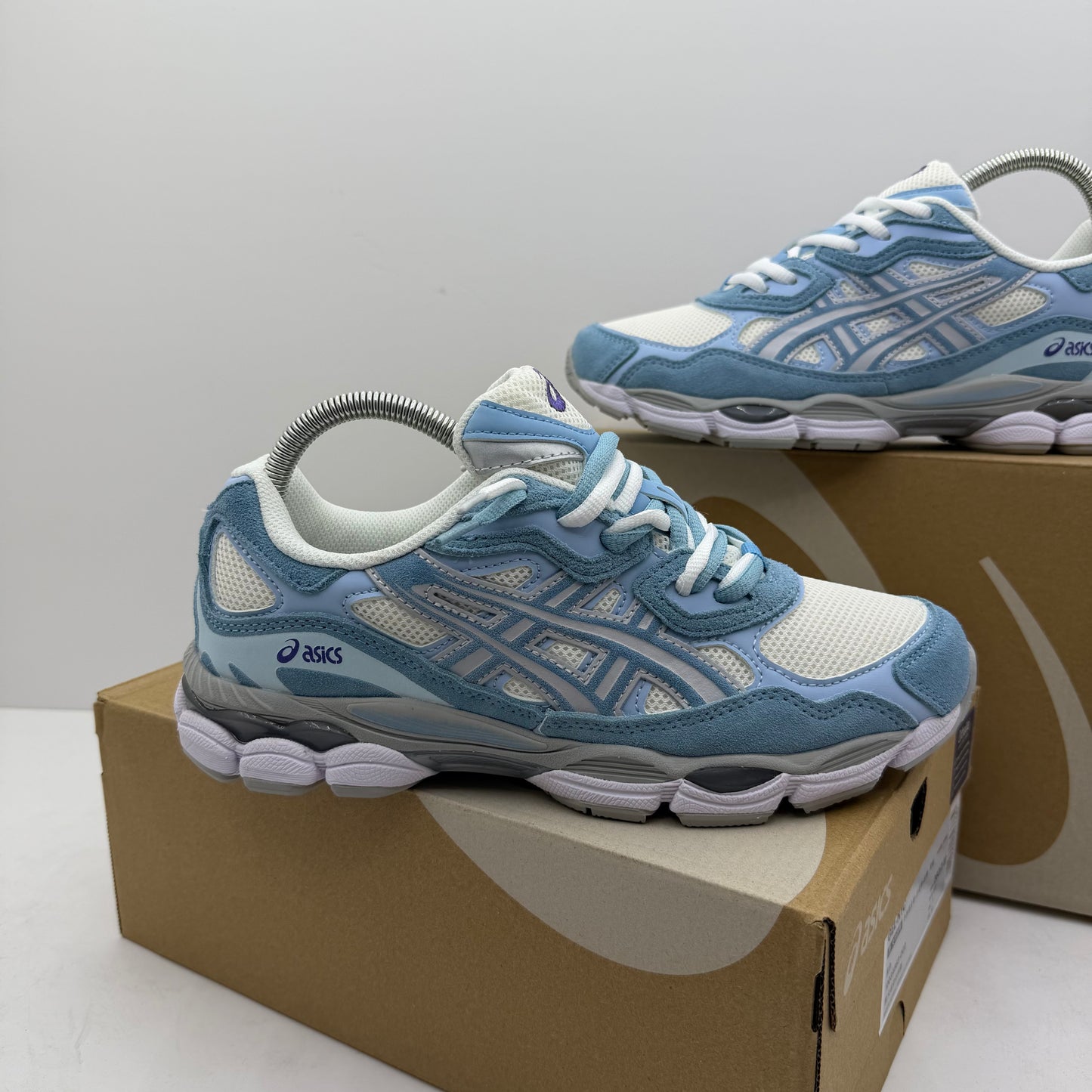 ASICS QUANTUM GEL SKY BLUE