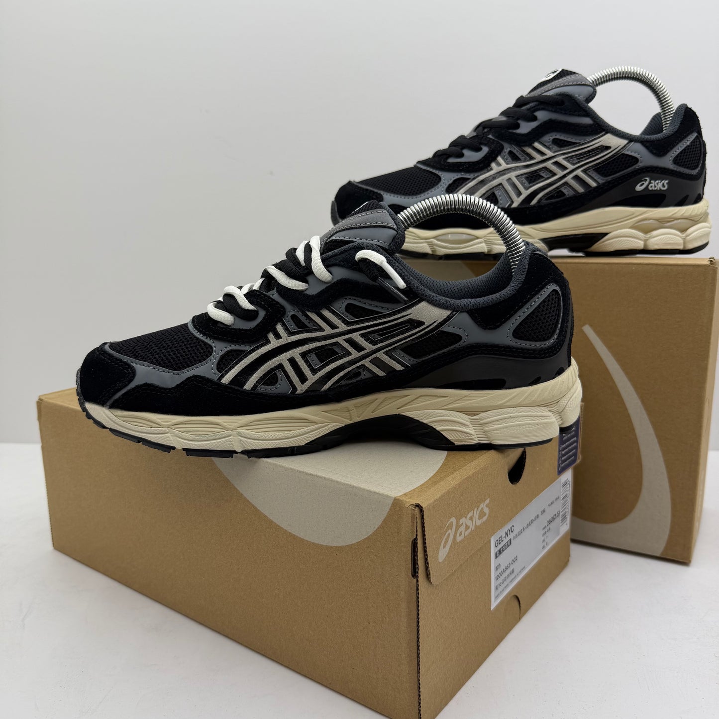 ASICS QUANTUM GEL 2026