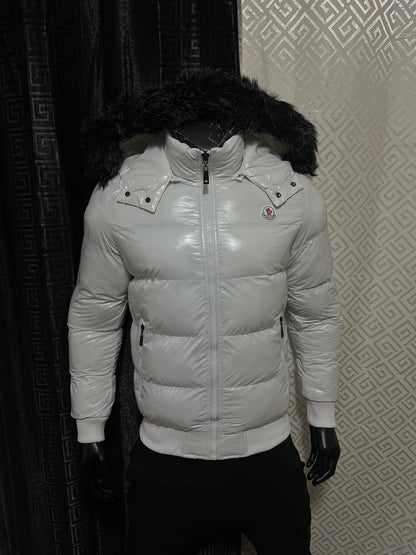 MONCLER JACKET WHITE⚪️💣