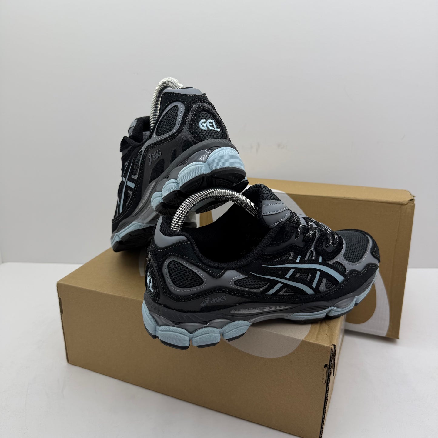 ASICS QUANTUM GEL 2026
