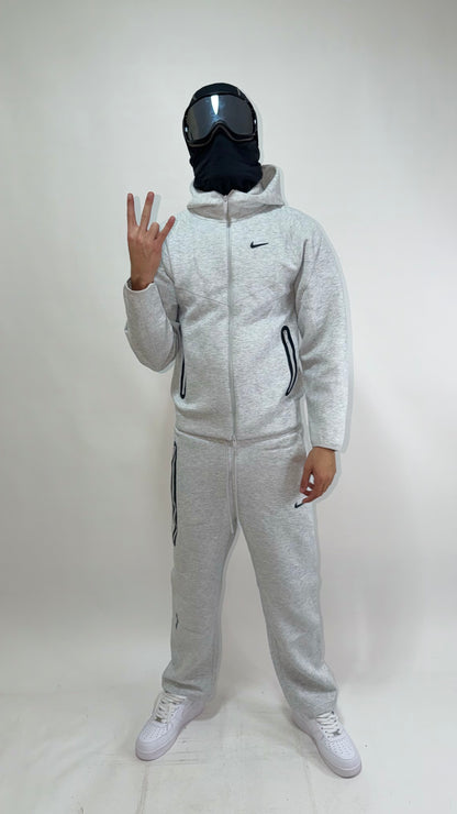NIKE TECH NOCTA GRIS🐺 MÁXIMA CALIDAD 1.1😍 MODELO 2026🤩