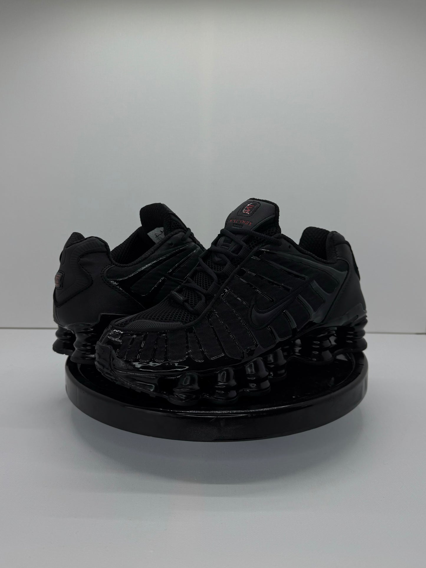 “NIKE SHOX TL ALL BLACK⚫️”