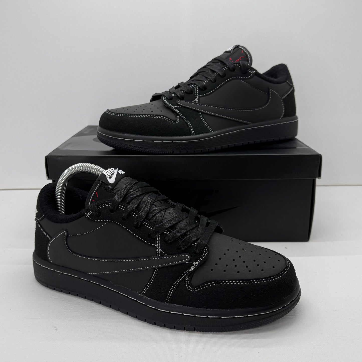 Travis Scott x Air Jordan 1 Retro Low OG SP ‘Black Phantom’⚫️