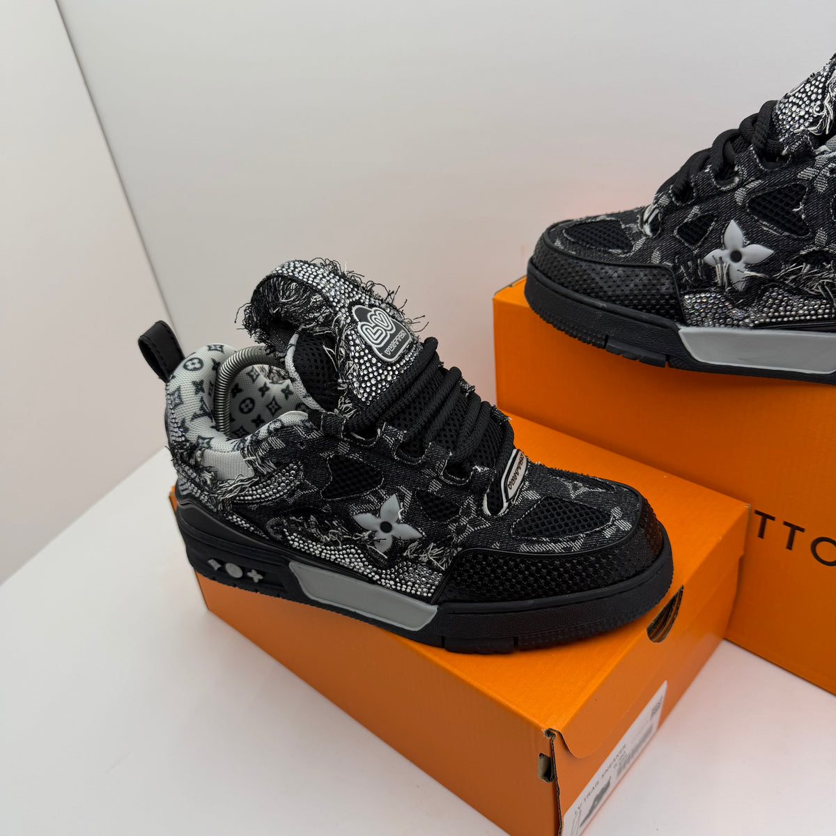 LV SKATE SVAROWSKY BLACK/WHITE ⚫️⚪️