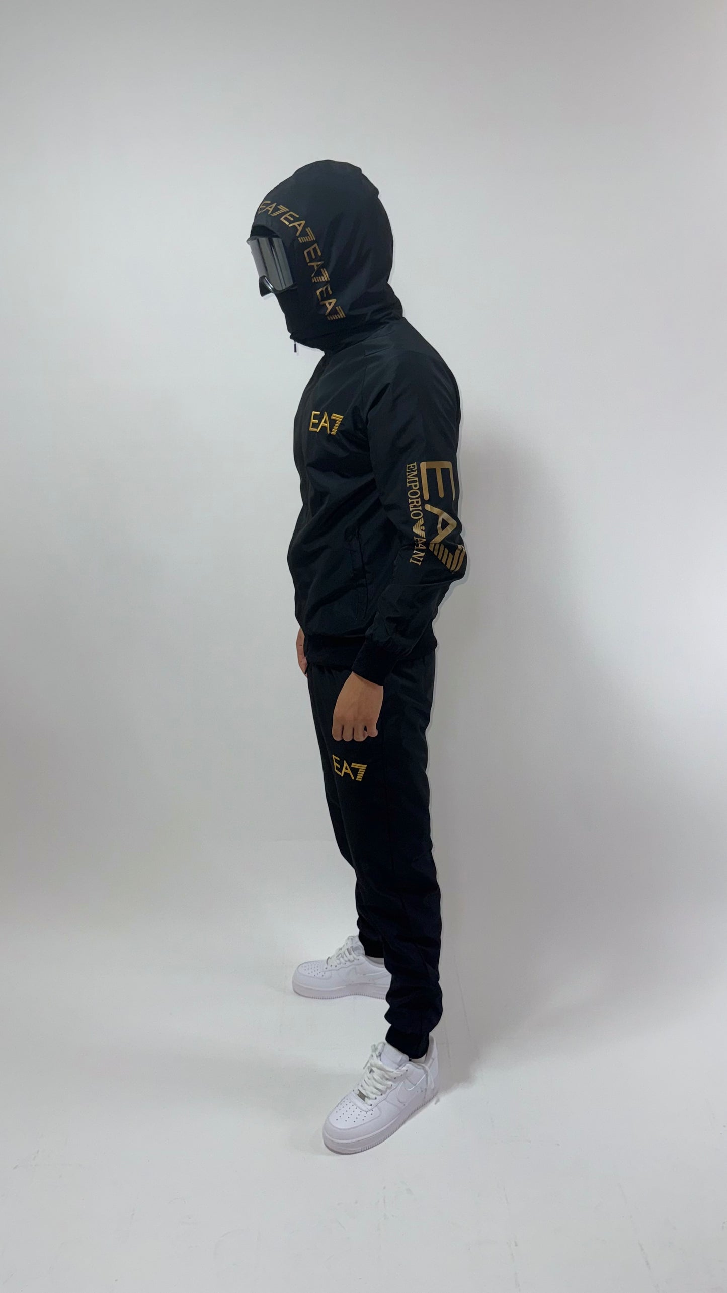 CHANDAL EA7 BLACK/GOLD⚫️🏆