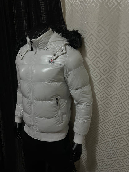 MONCLER JACKET WHITE⚪️💣