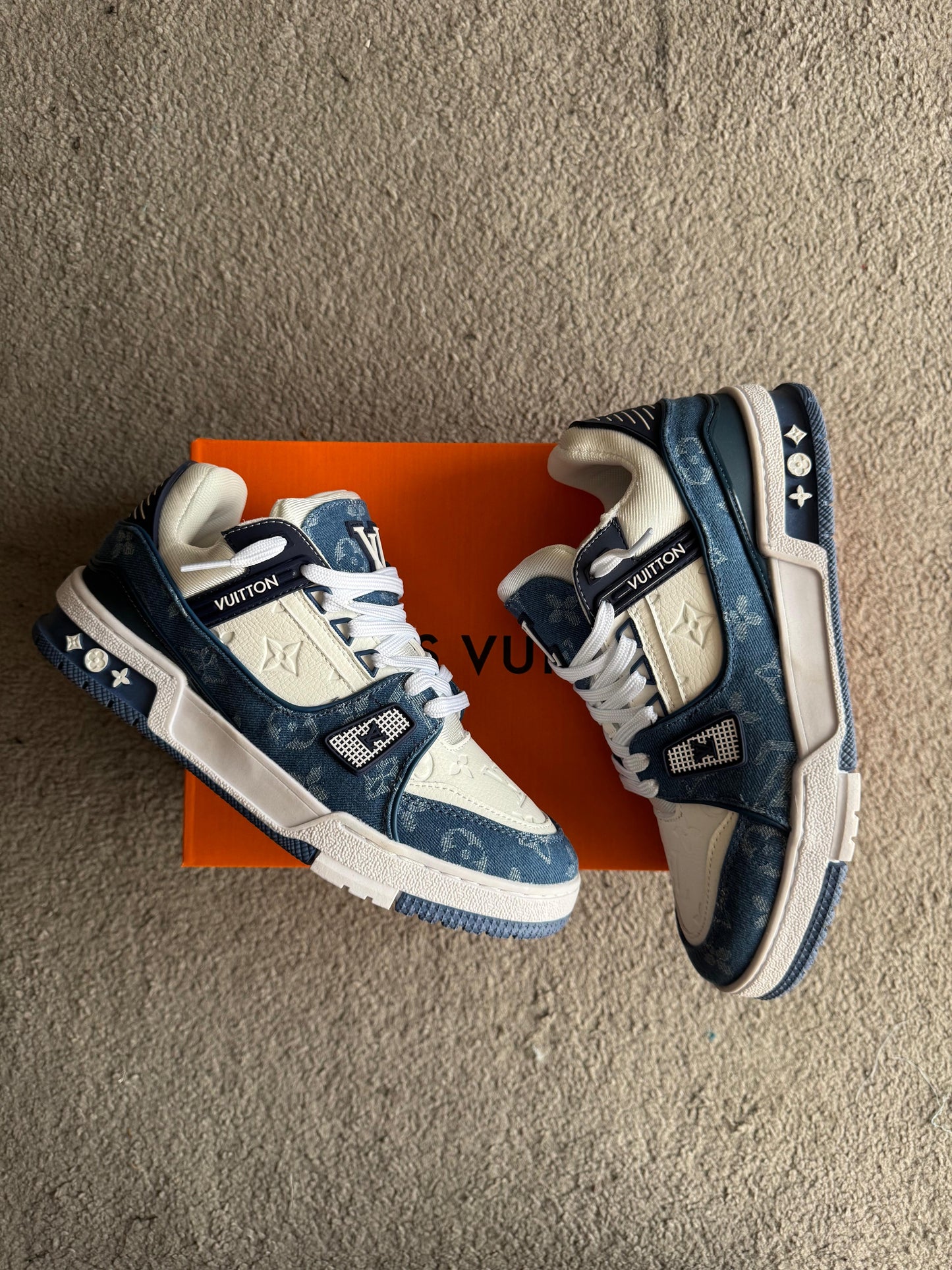 LOUIS VUITTON TRAINER WHITE&BLUE⚪️🔵