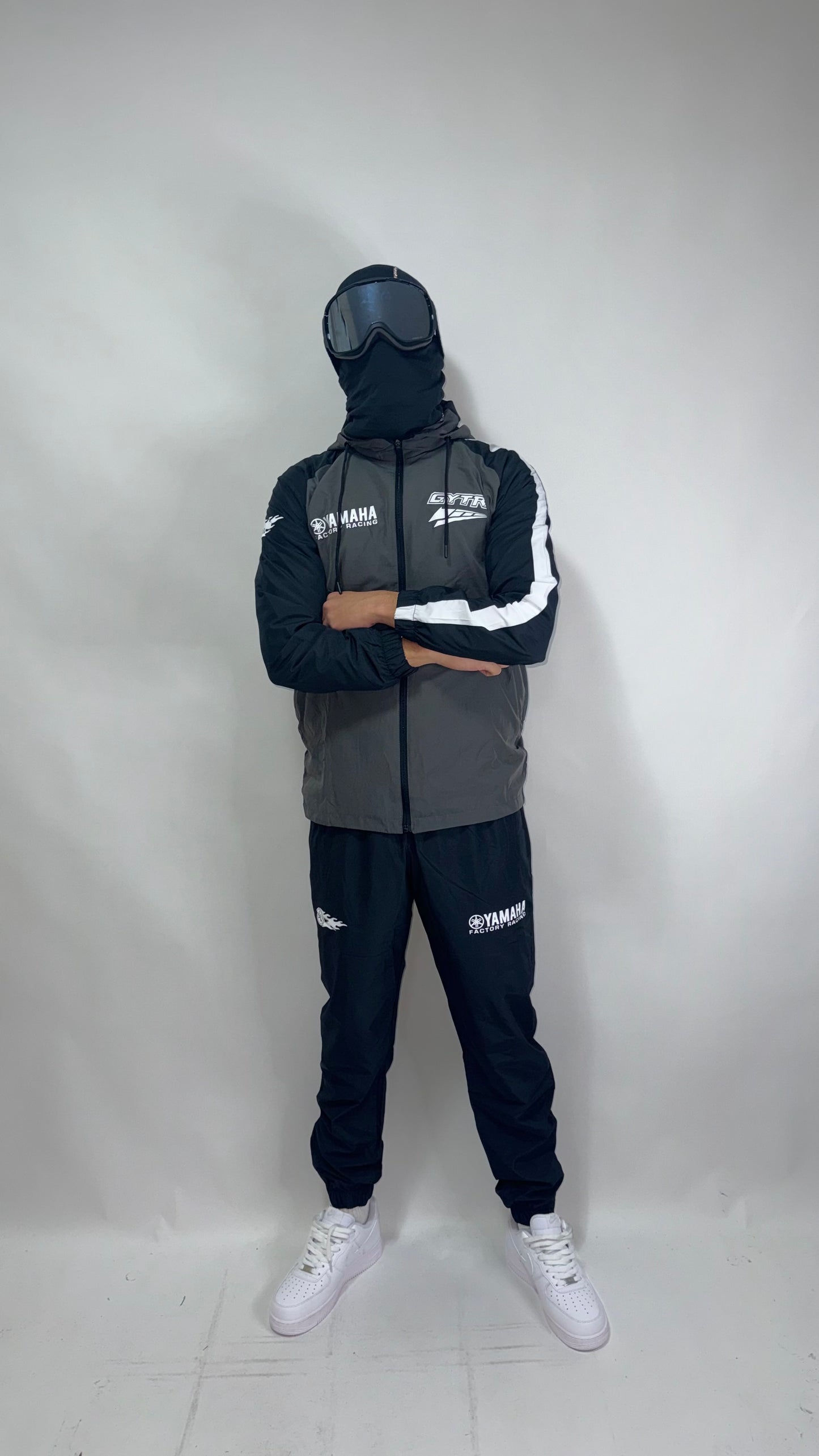 CHANDAL YAMAHA BLACK/GREY🔥🤯