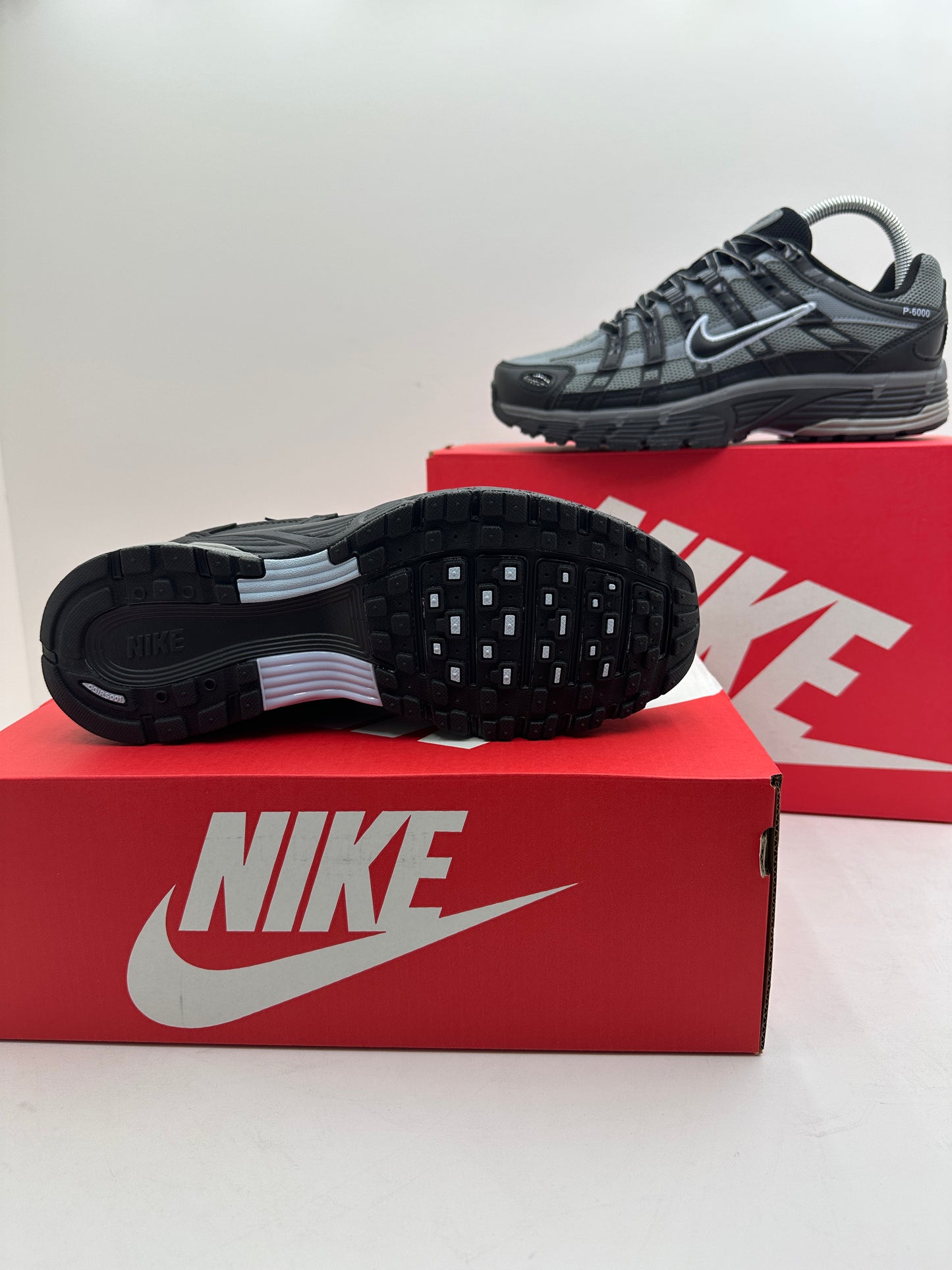 NIKE P-6000 GREY/BLACK 🩶 🖤