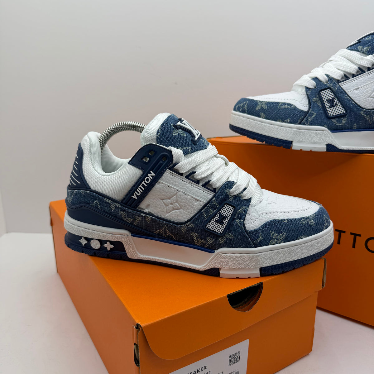 SAPATILHAS LV AZUL/BRANCO🔵⚪️