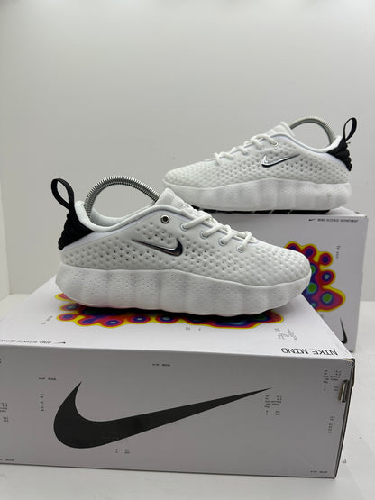 Zapatilla Nike Mind White & Black