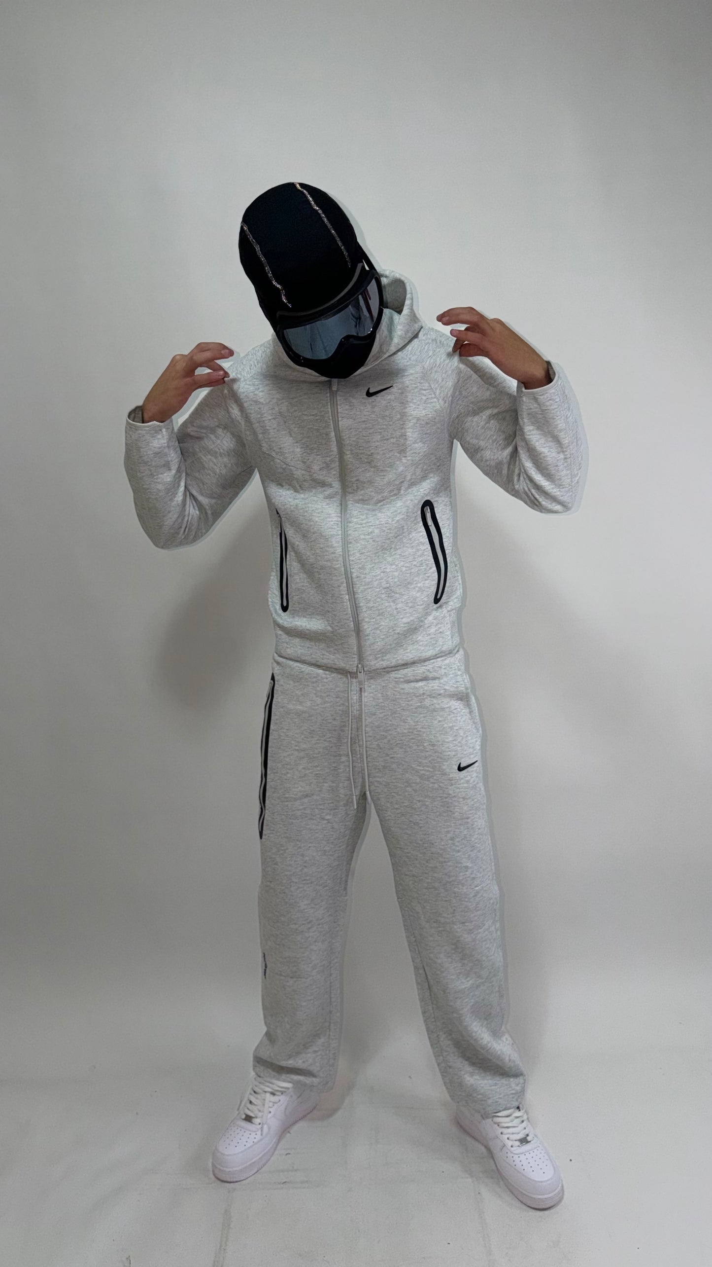 NIKE TECH NOCTA GRIS🐺 MÁXIMA CALIDAD 1.1😍 MODELO 2026🤩