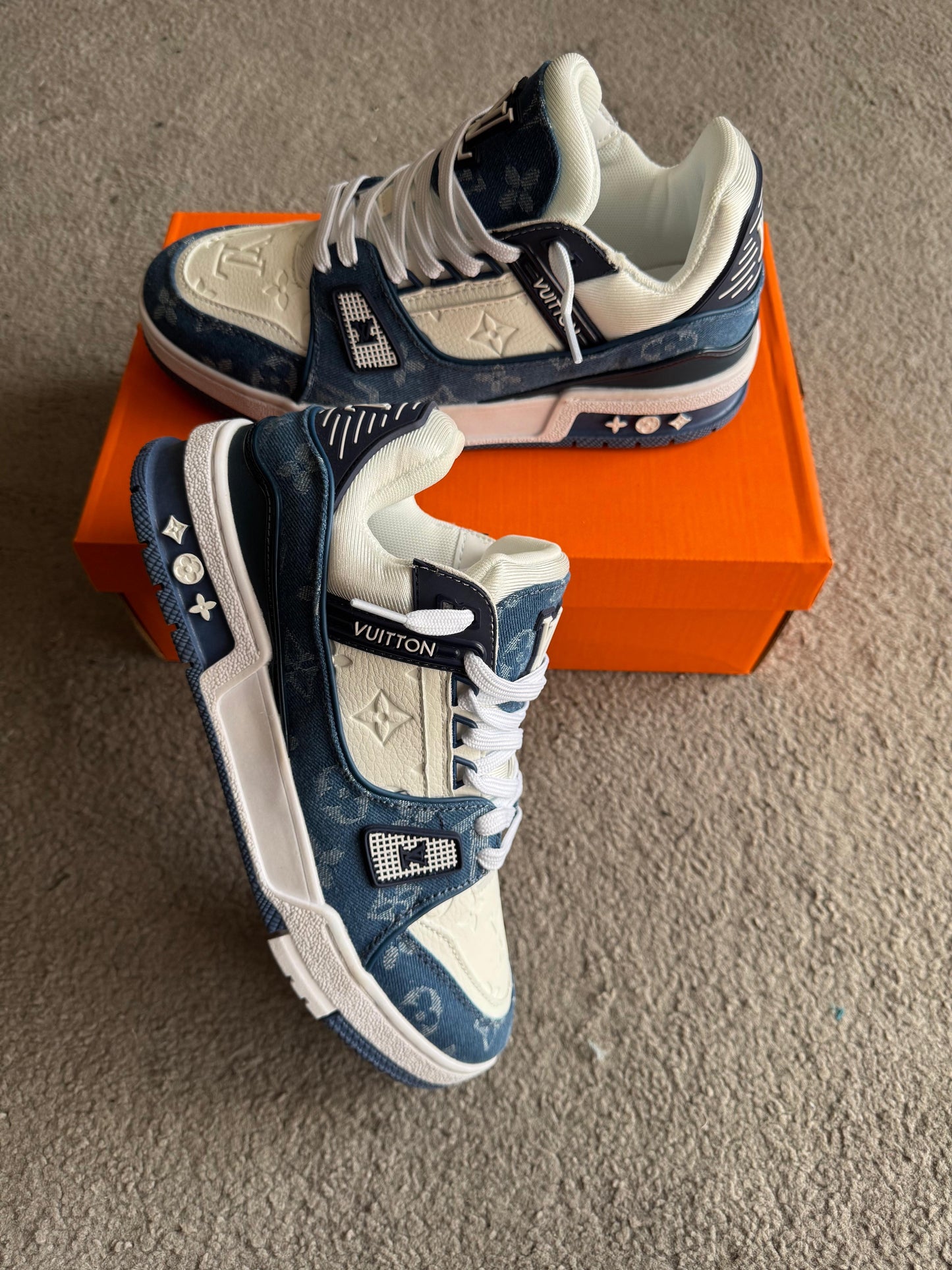 LOUIS VUITTON TRAINER WHITE&BLUE⚪️🔵