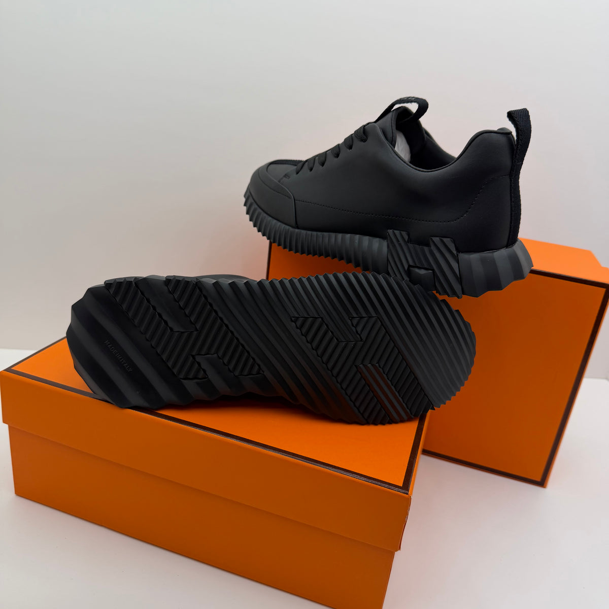 SNEAKER HERMES PRETO | MÁXIMA QUALIDADE 2026 ⚫️