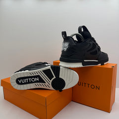 LV SKATE PRETO ⚫️