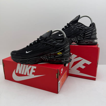 NIKE TUNED BLACK