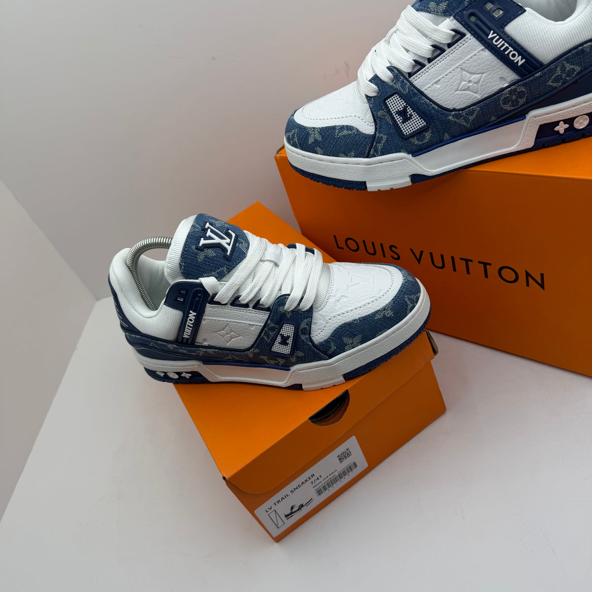 SAPATILHAS LV AZUL/BRANCO🔵⚪️