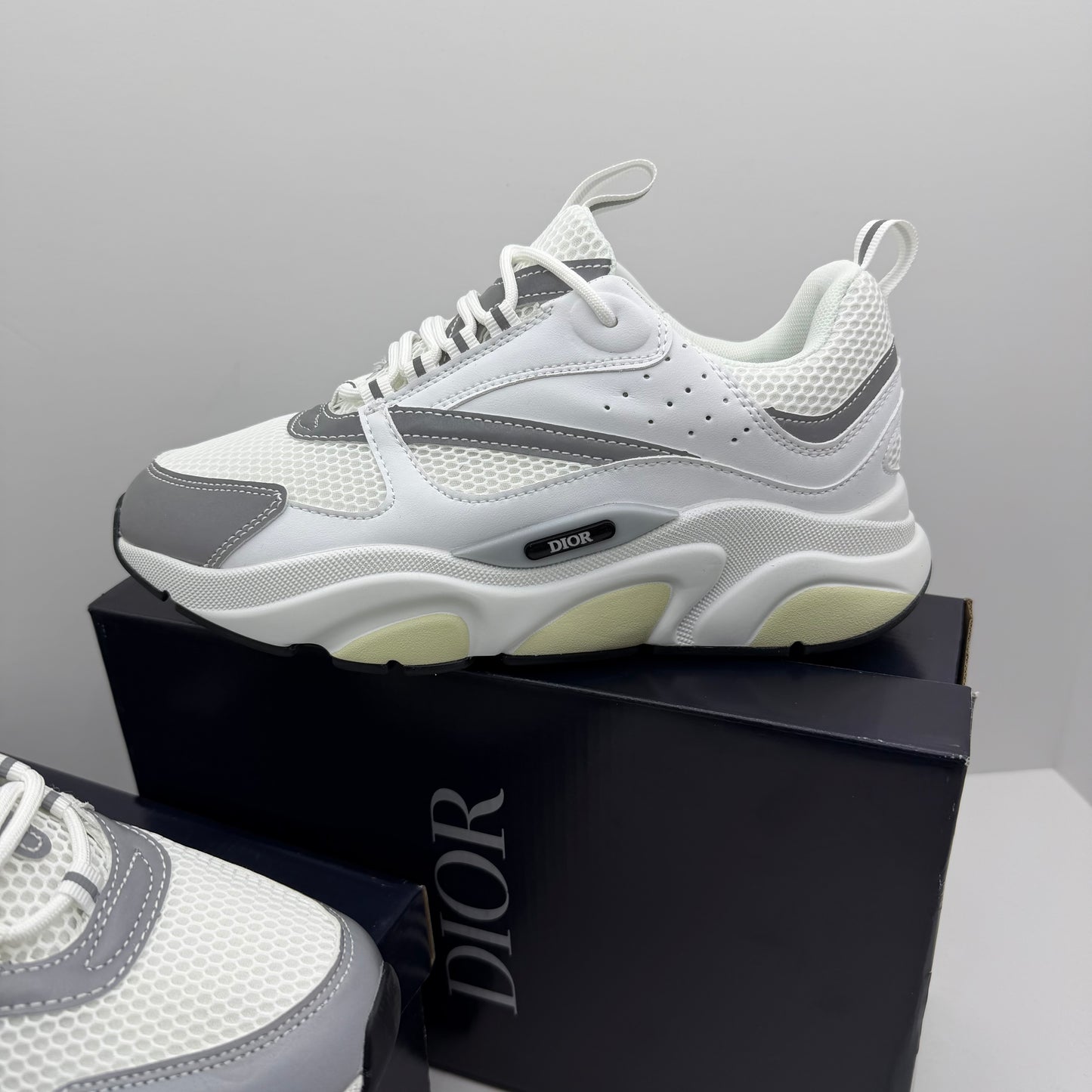 DIOR B22 WHITE⚪️