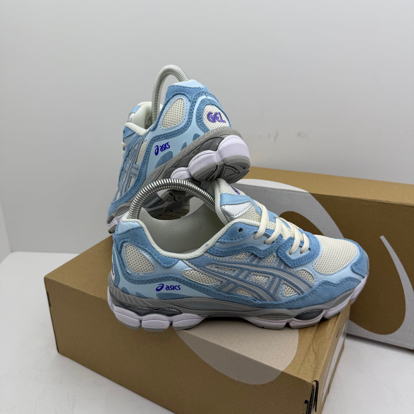 ASICS QUANTUM GEL SKY BLUE