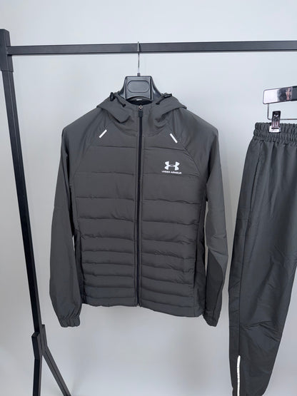 UNDER ARMOUR GREY 😍