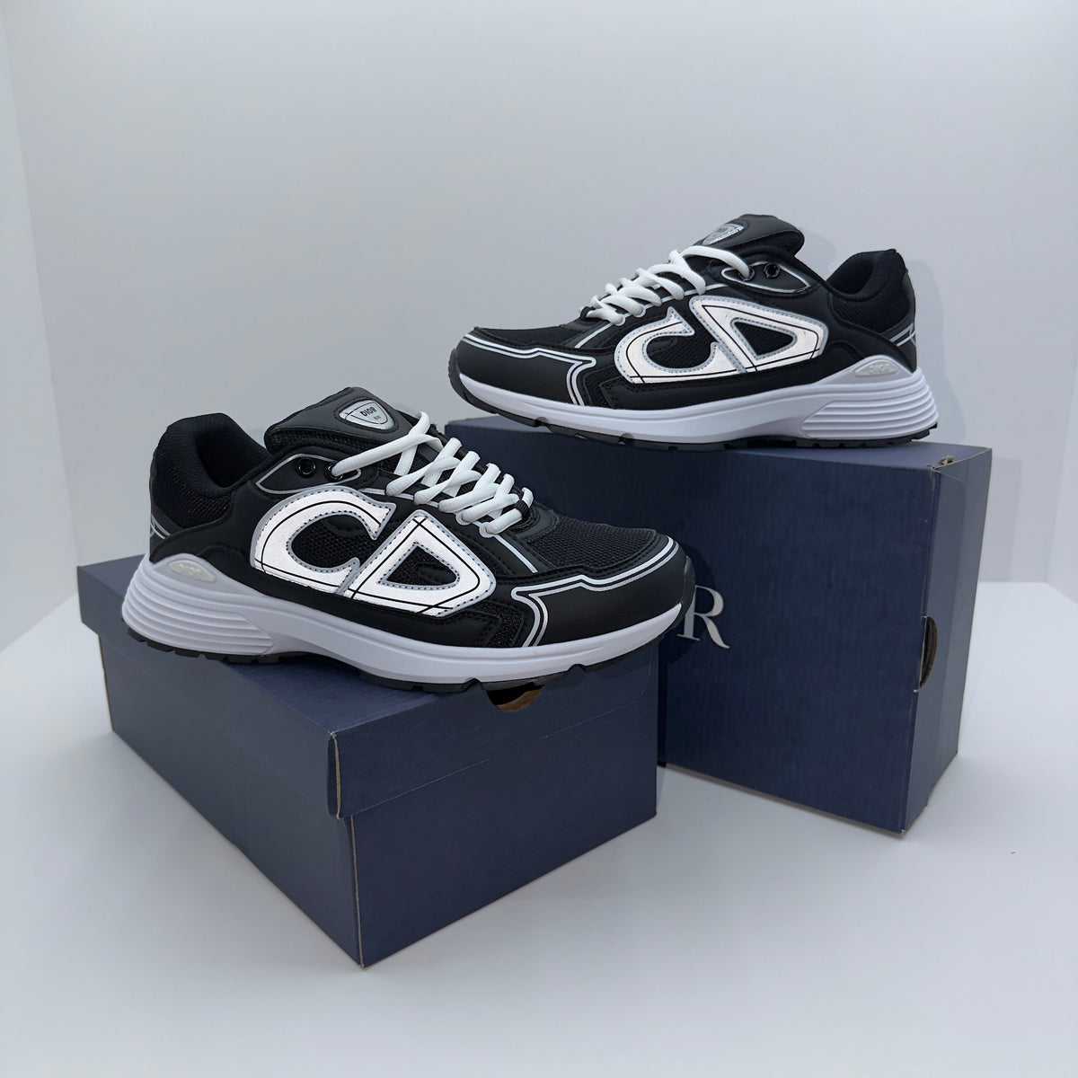 DIOR B30 PRETO/BRANCO 🐼